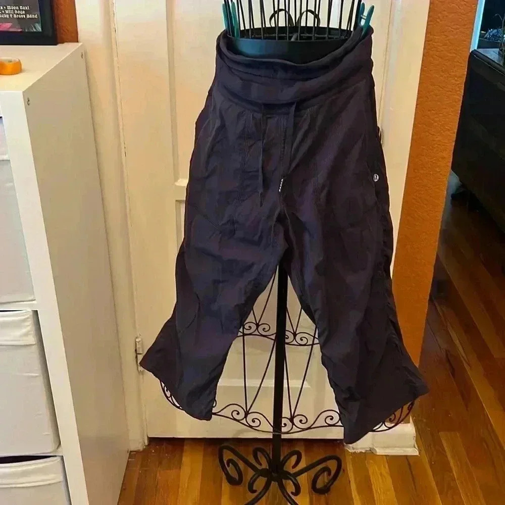Lululemon Dance Studio Cropped Pants-Sz 10